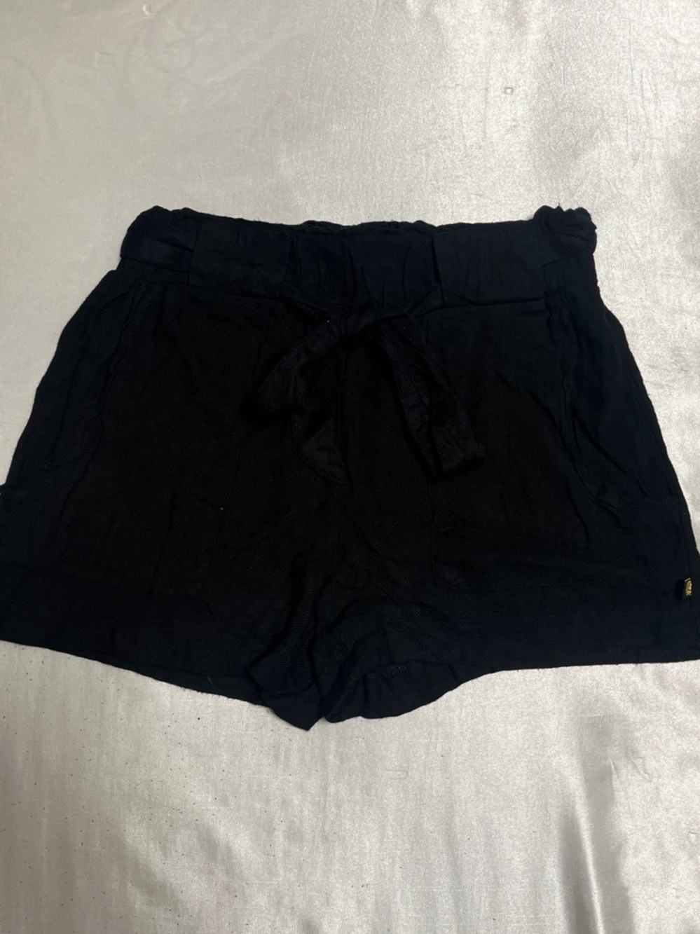 la Vie en Rose Aqua Women's Tie-Waist Shorts, Black, XS